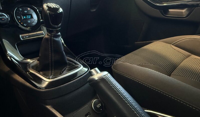 
								Ford Fiesta 2016 TITANIUM full									