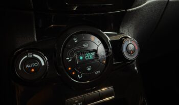 
										Ford Fiesta 2016 TITANIUM full									