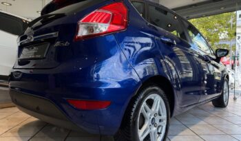 
										Ford Fiesta 2016 TITANIUM full									