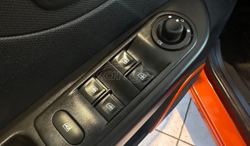 
								Renault Captur 2014 full									