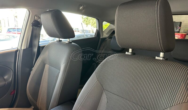 
								Ford Fiesta 2015 TITANIUM EURO 6 full									