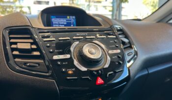 
										Ford Fiesta 2015 TITANIUM EURO 6 full									