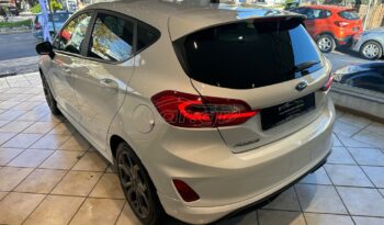 
										Ford Fiesta 2018 ST LINE DIESEL full									