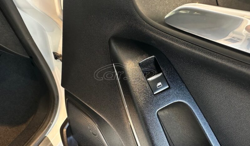 
								Ford Fiesta 2018 ST LINE DIESEL full									