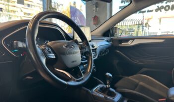 
										Ford Focus 2019 TITANIUM full									