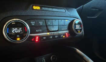 
										Ford Focus 2019 TITANIUM full									