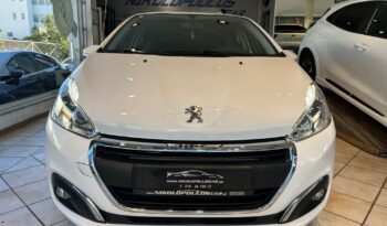 
										Peugeot 208 2018 full									