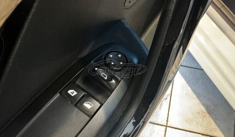 
								Peugeot 208 2018 full									