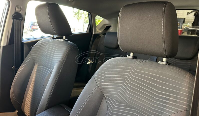 
								Ford Fiesta 2015 TITANIUM full									