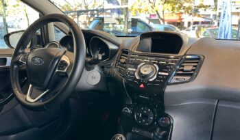 
										Ford Fiesta 2015 TITANIUM full									