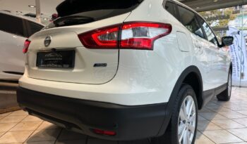 
										Nissan Qashqai 2016 full									