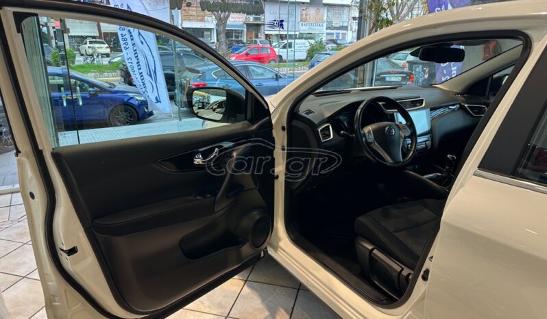 
								Nissan Qashqai 2016 full									