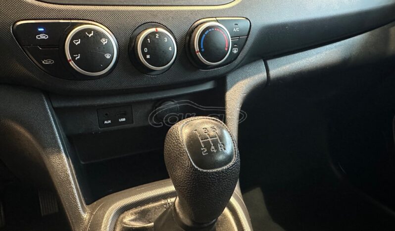 
								Hyundai i10 2017 full									