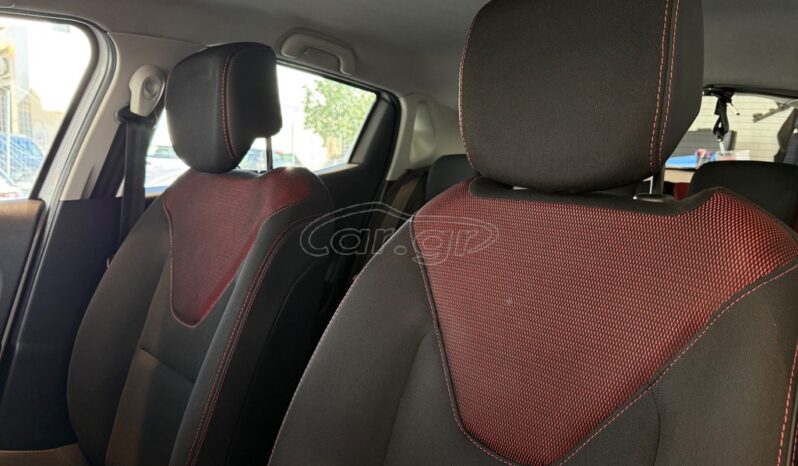 
								Renault Clio 2016 full									