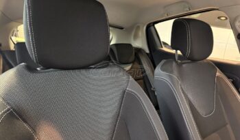 
										Renault Clio 2017 full									