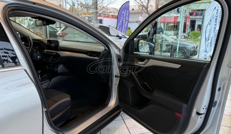 
								Ford Focus 2020 TITANIUM full									