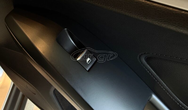 
								Ford Focus 2020 TITANIUM full									