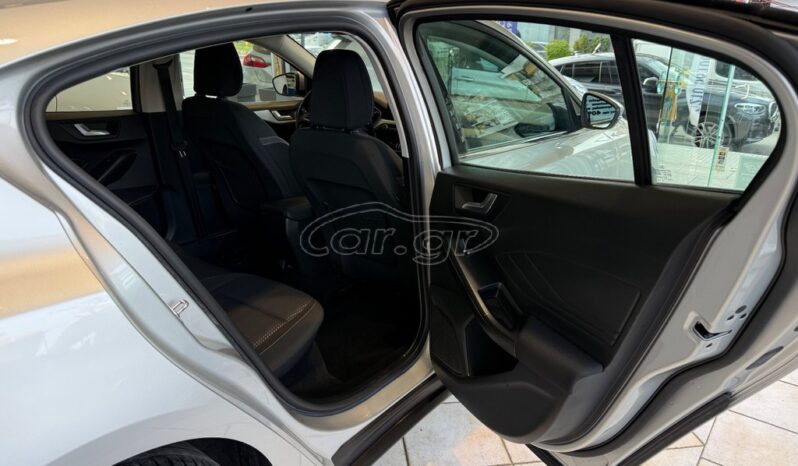 
								Ford Focus 2020 TITANIUM full									