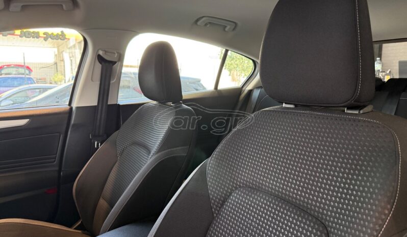 
								Ford Focus 2020 TITANIUM full									