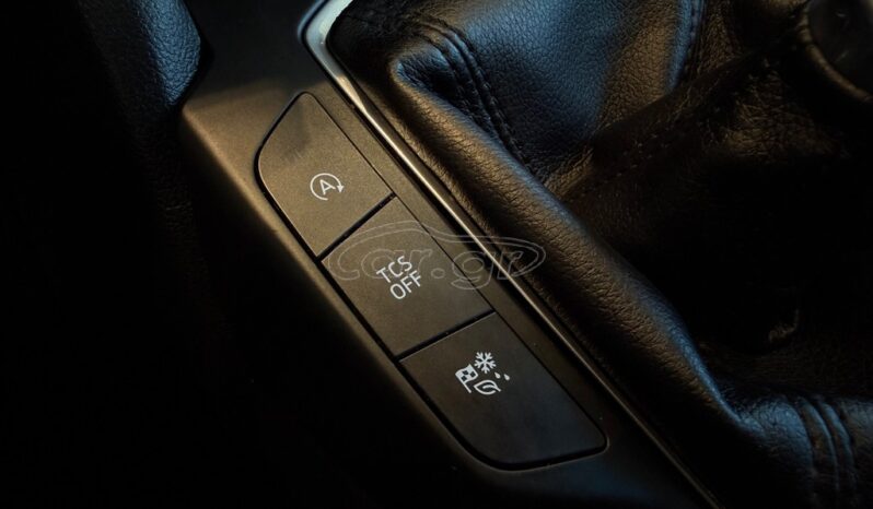 
								Ford Focus 2020 TITANIUM full									