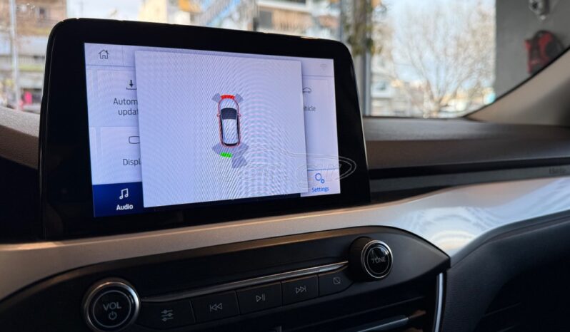 
								Ford Focus 2020 TITANIUM full									