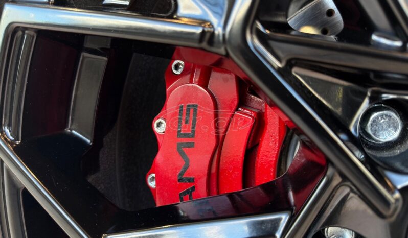 
								Mercedes-Benz C250 2013 AMG full									