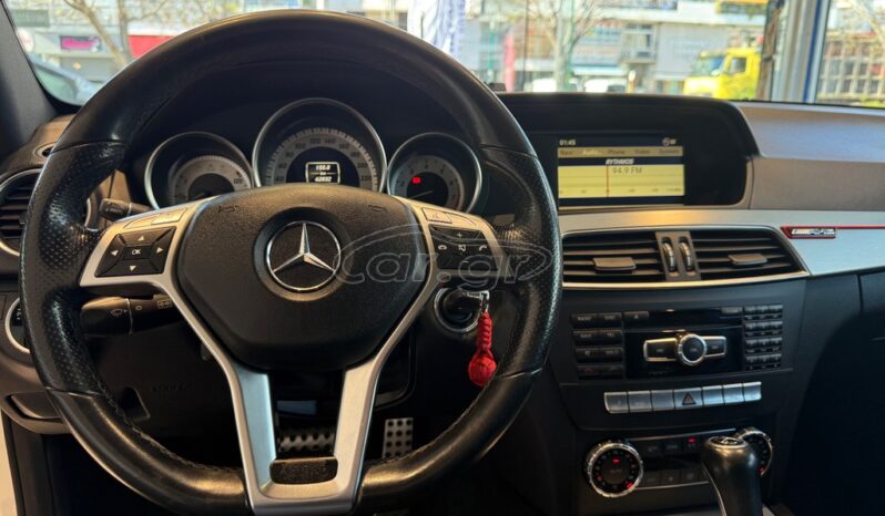 
								Mercedes-Benz C250 2013 AMG full									