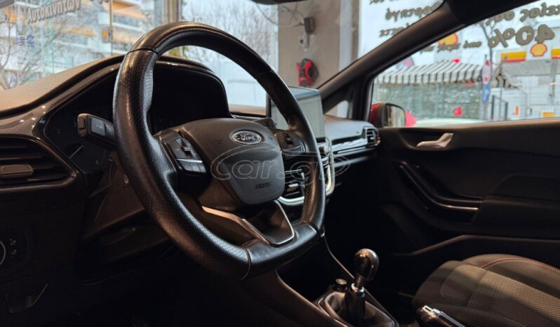 
								Ford Fiesta 2019 ST LINE DIESEL full									