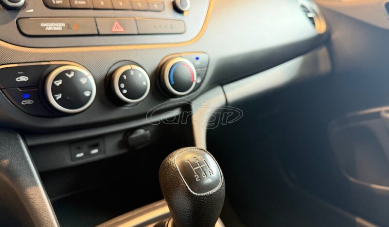 
								Hyundai i 10 2017 full									