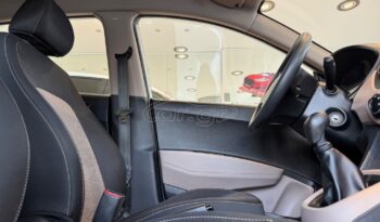 
										Hyundai i10 2017 full									