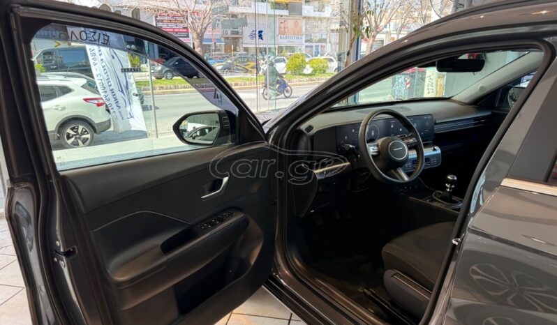 
								Hyundai Kona 2025 full									