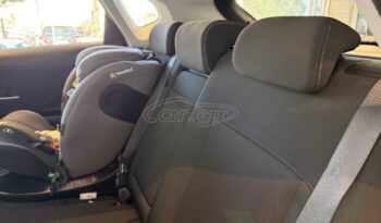 
										Hyundai Kona 2025 full									