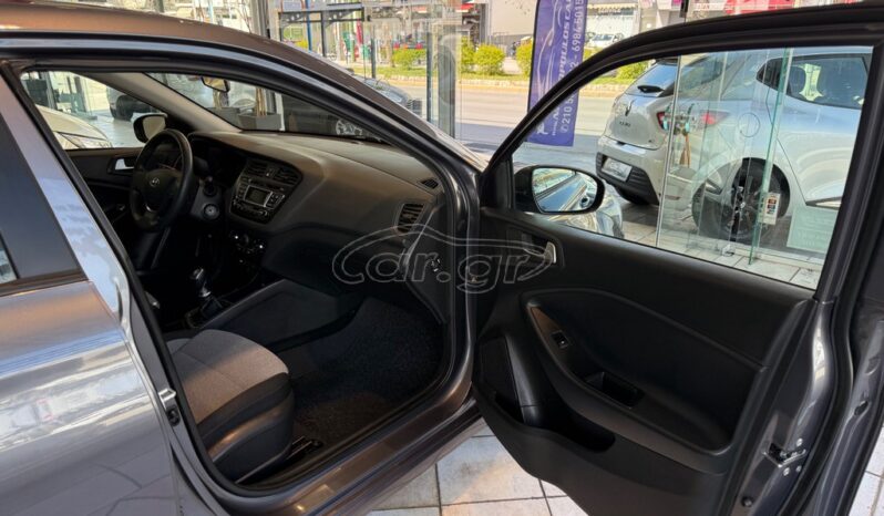 
								Hyundai i20 2017 full									