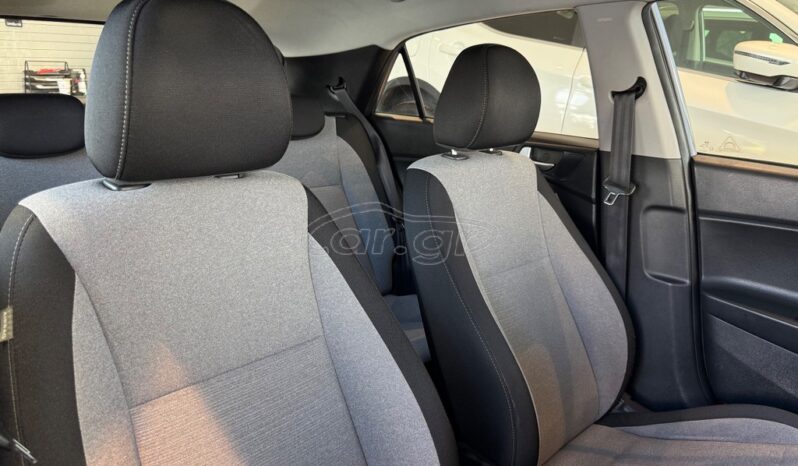 
								Hyundai i20 2017 full									