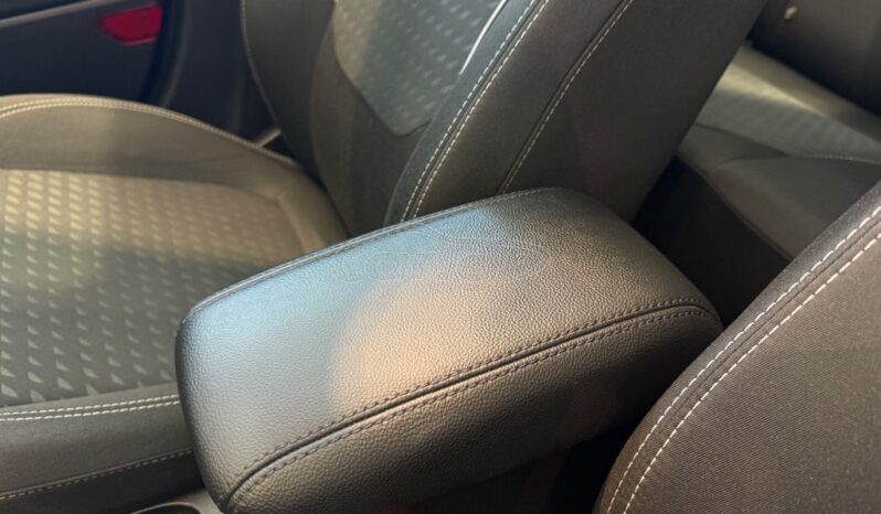 
								Ford Fiesta 2018 full									