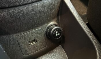 
										Ford Fiesta 2016 TITANIUM full									