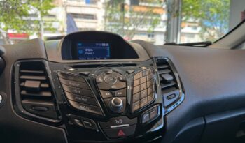 
										Ford Fiesta 2016 TITANIUM full									