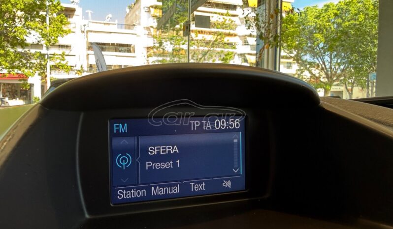 
								Ford Fiesta 2016 TITANIUM full									