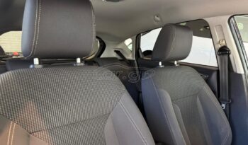 
										Ford Fiesta 2016 TITANIUM full									