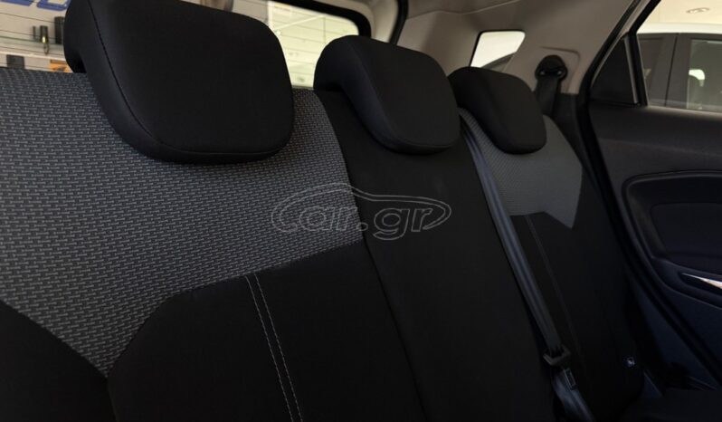 
								Ford EcoSport 2017 full									