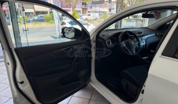 
										Nissan Qashqai 2016 full									