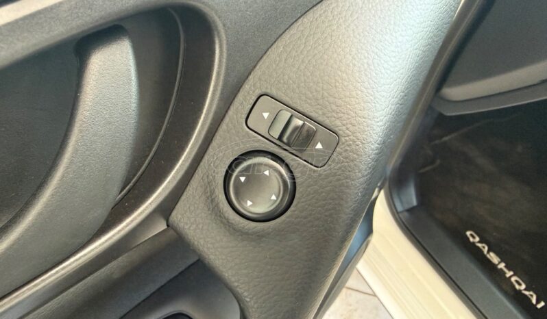 
								Nissan Qashqai 2016 full									