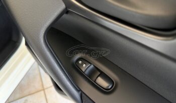 
										Nissan Qashqai 2016 full									